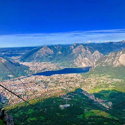 Piani d'Erna cable car open every days